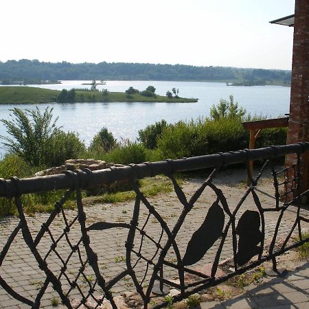 Tvirtove Prie Didziulio Hotel Dėdeliškės Exterior foto