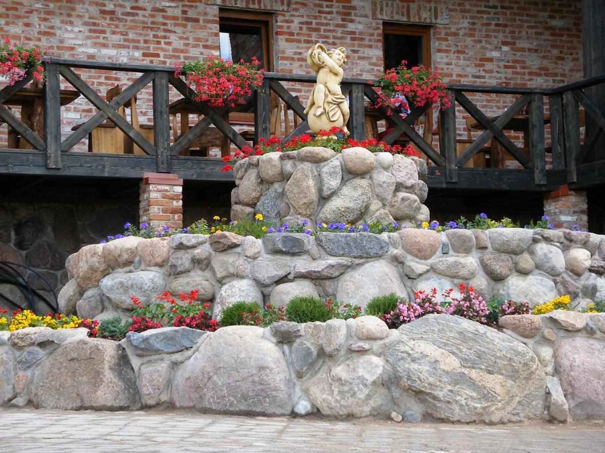 Tvirtove Prie Didziulio Hotel Dėdeliškės Exterior foto